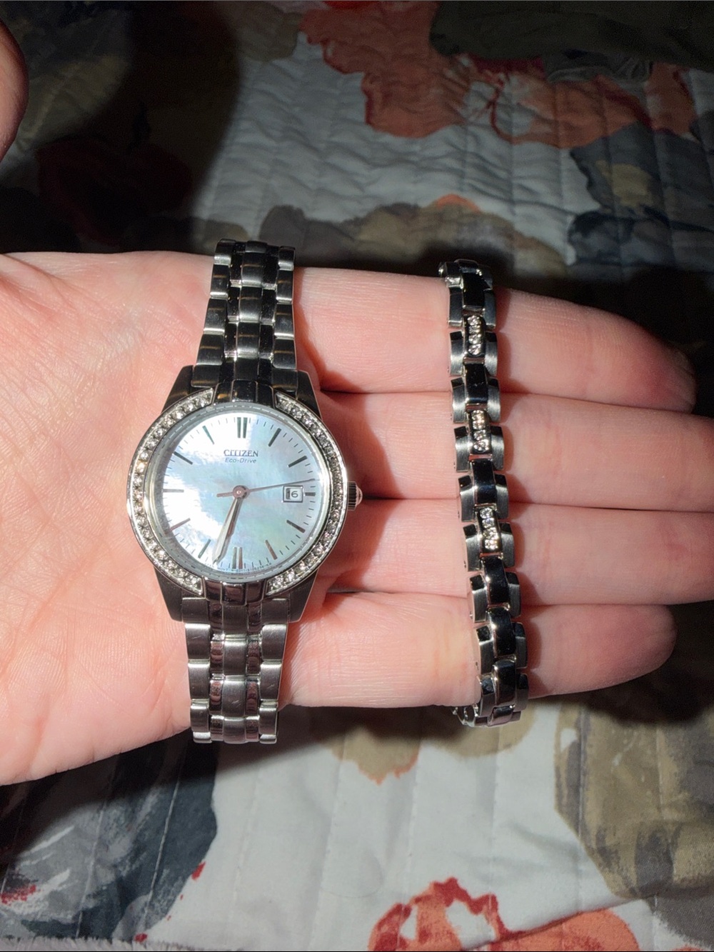 EUC Women’s Citizen Pearl Face Swarovski Crystal Watch and Bracelet Set